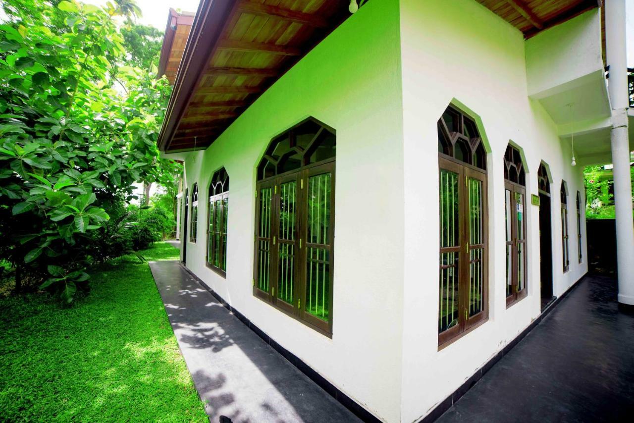 Tamarind Blue Hotel Tangalle Exterior foto